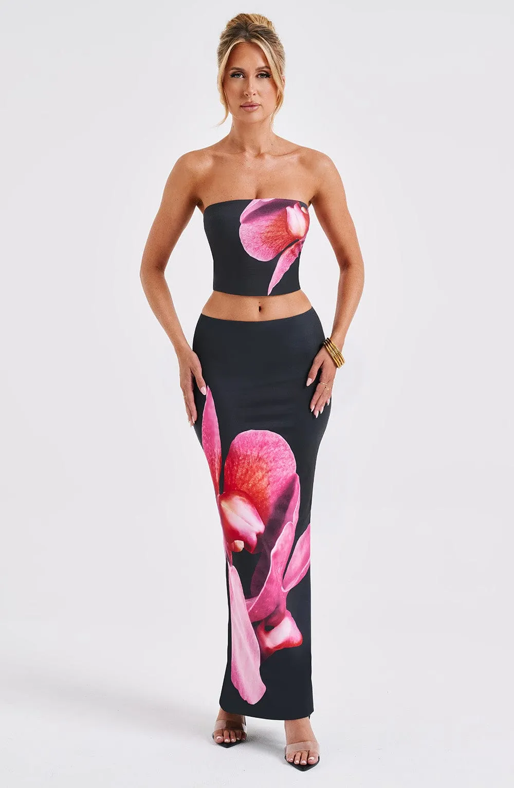 Allegra Top - Trendy Black Floral Print