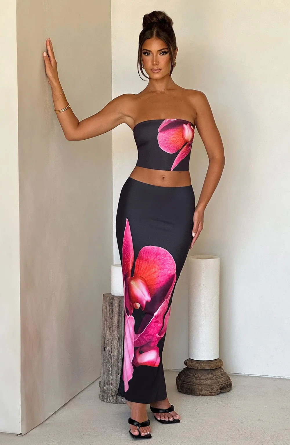 Allegra Top - Trendy Black Floral Print