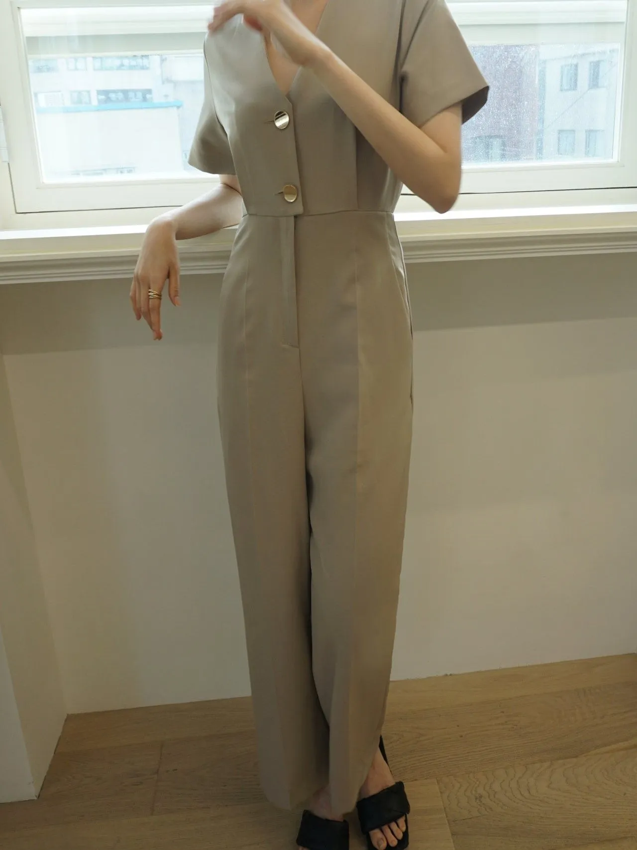LUXE V-NECK JUMPSUIT