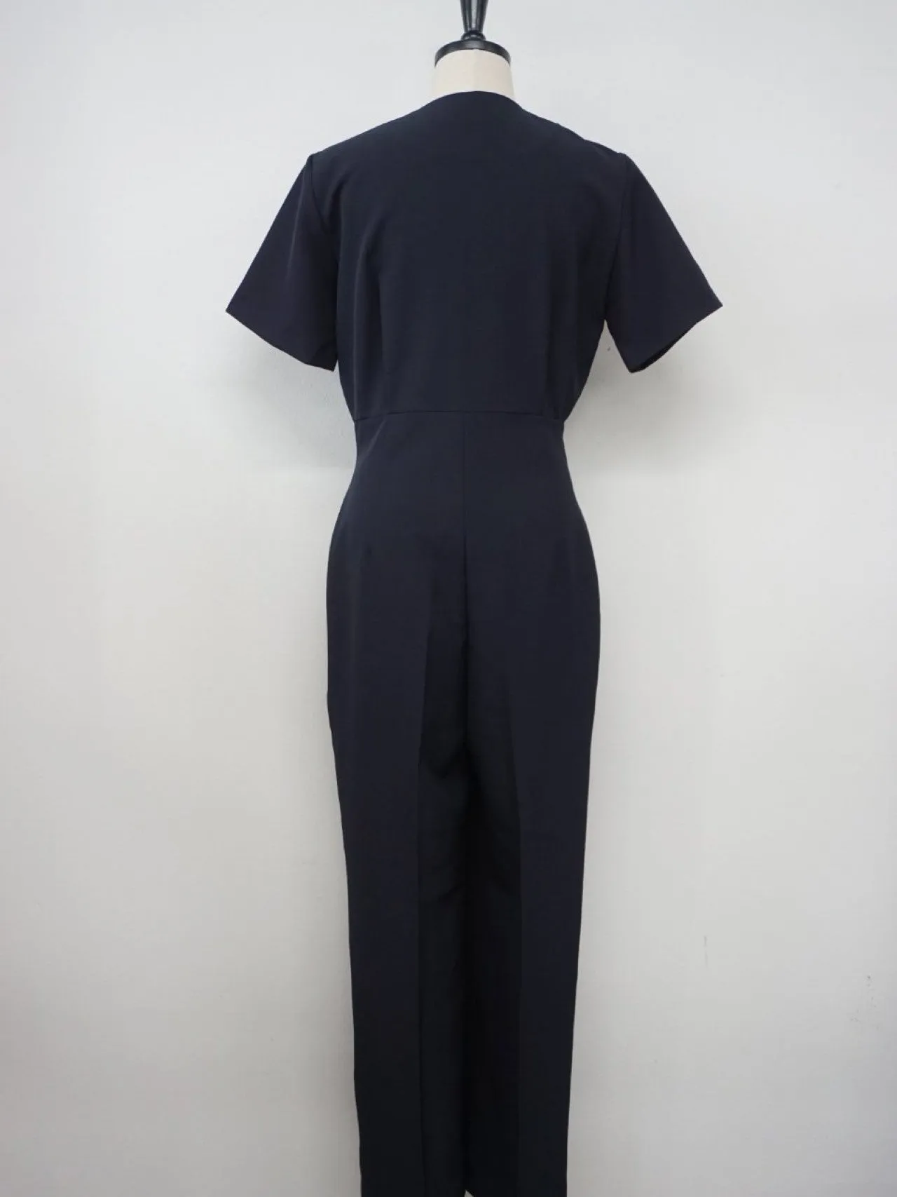 LUXE V-NECK JUMPSUIT