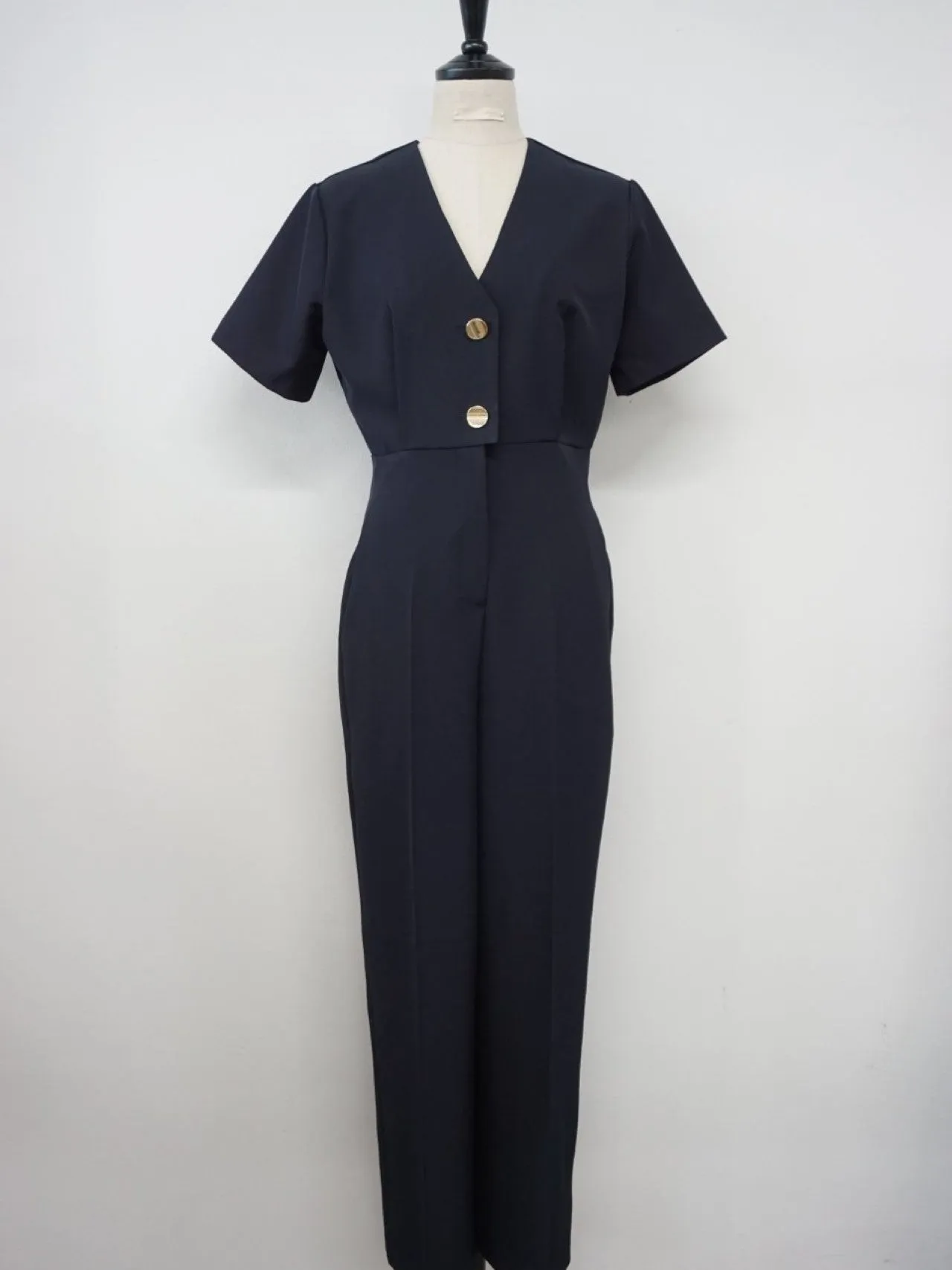LUXE V-NECK JUMPSUIT