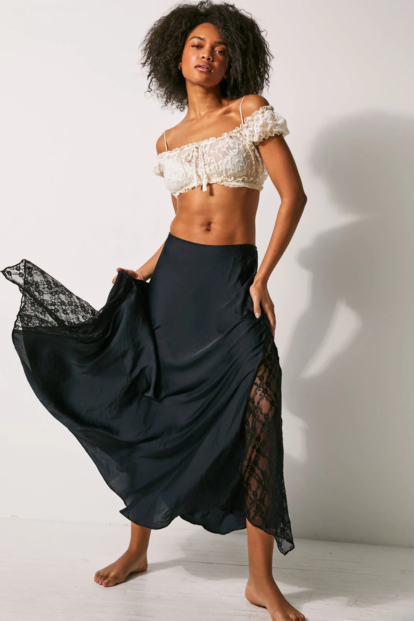 Make Your Mine 1/2 Slip Black