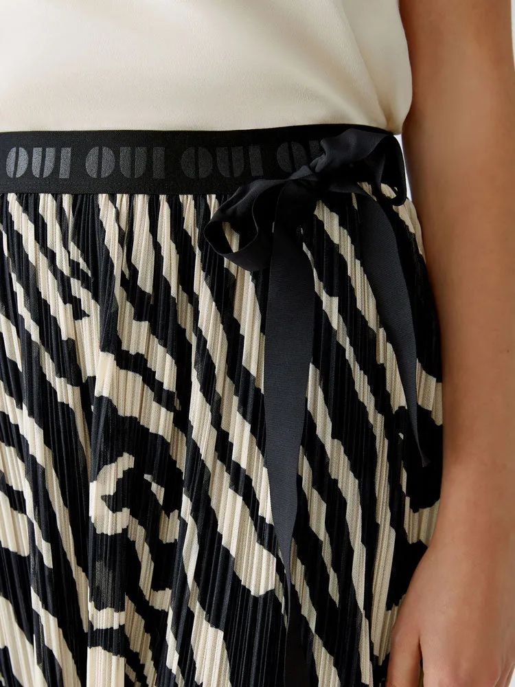 Oui Patterned Maxi Skirt Off White & Black