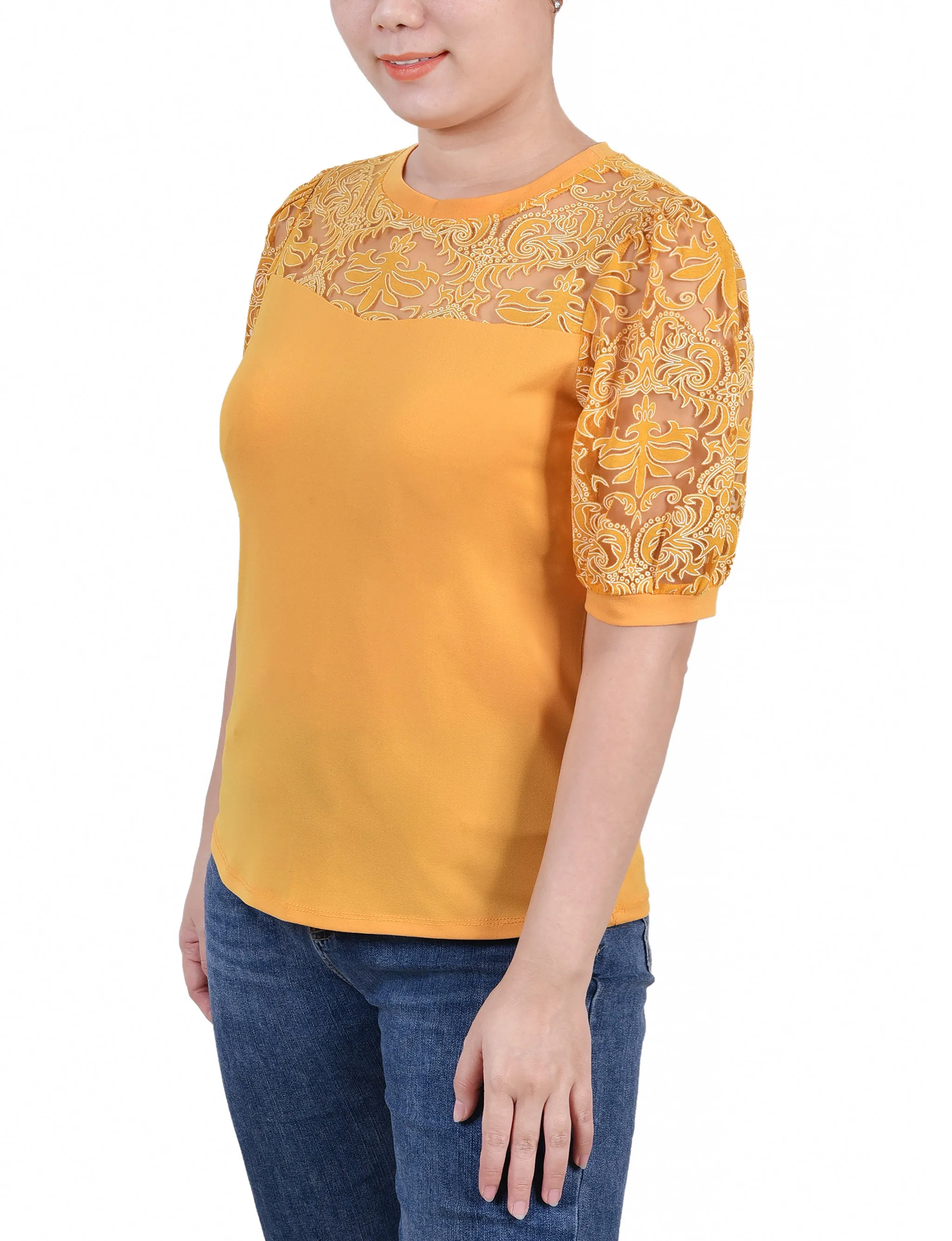 Petite Puff Lace-Sleeve Top