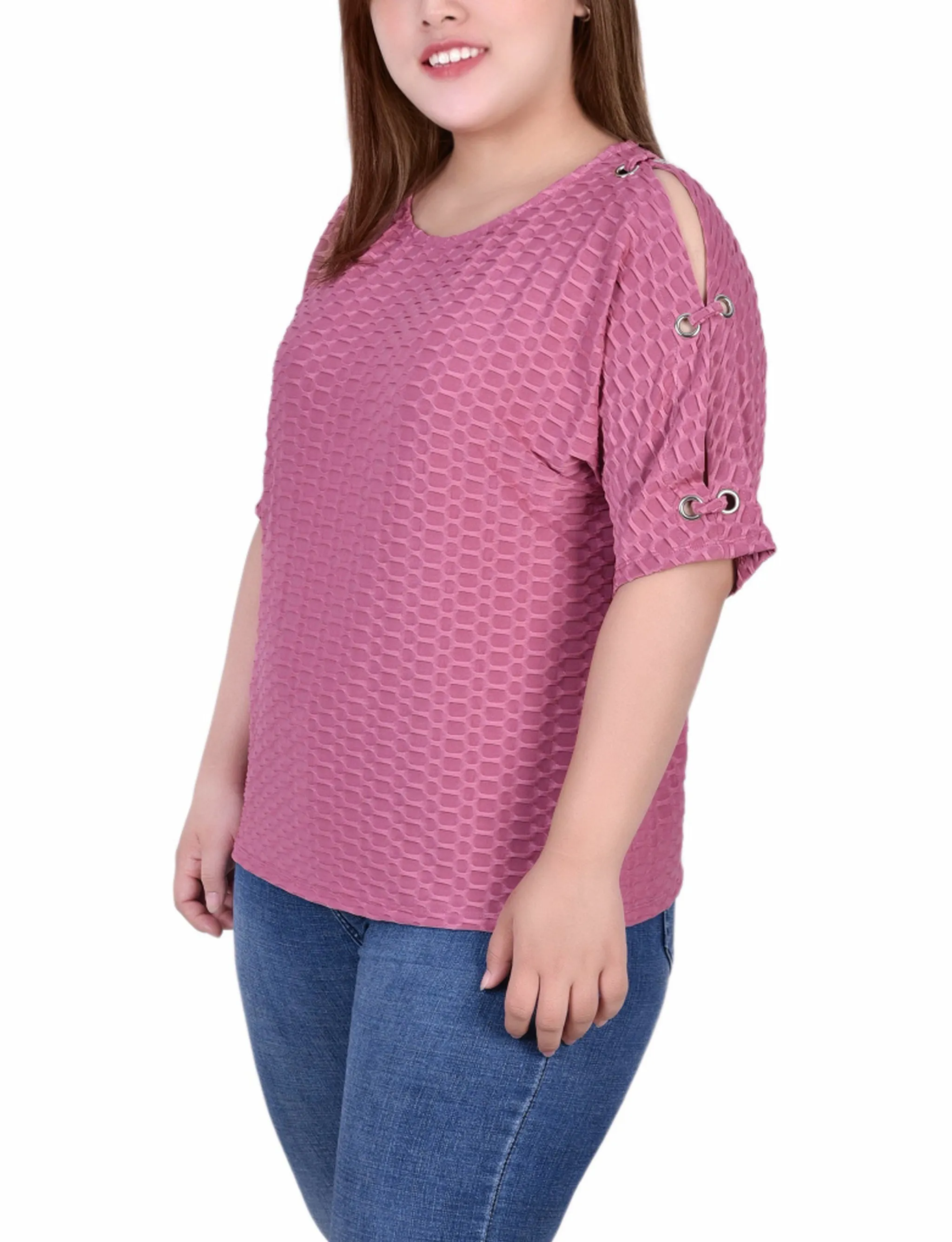 Plus Size Short Sleeve Honeycomb Textured Grommet Top