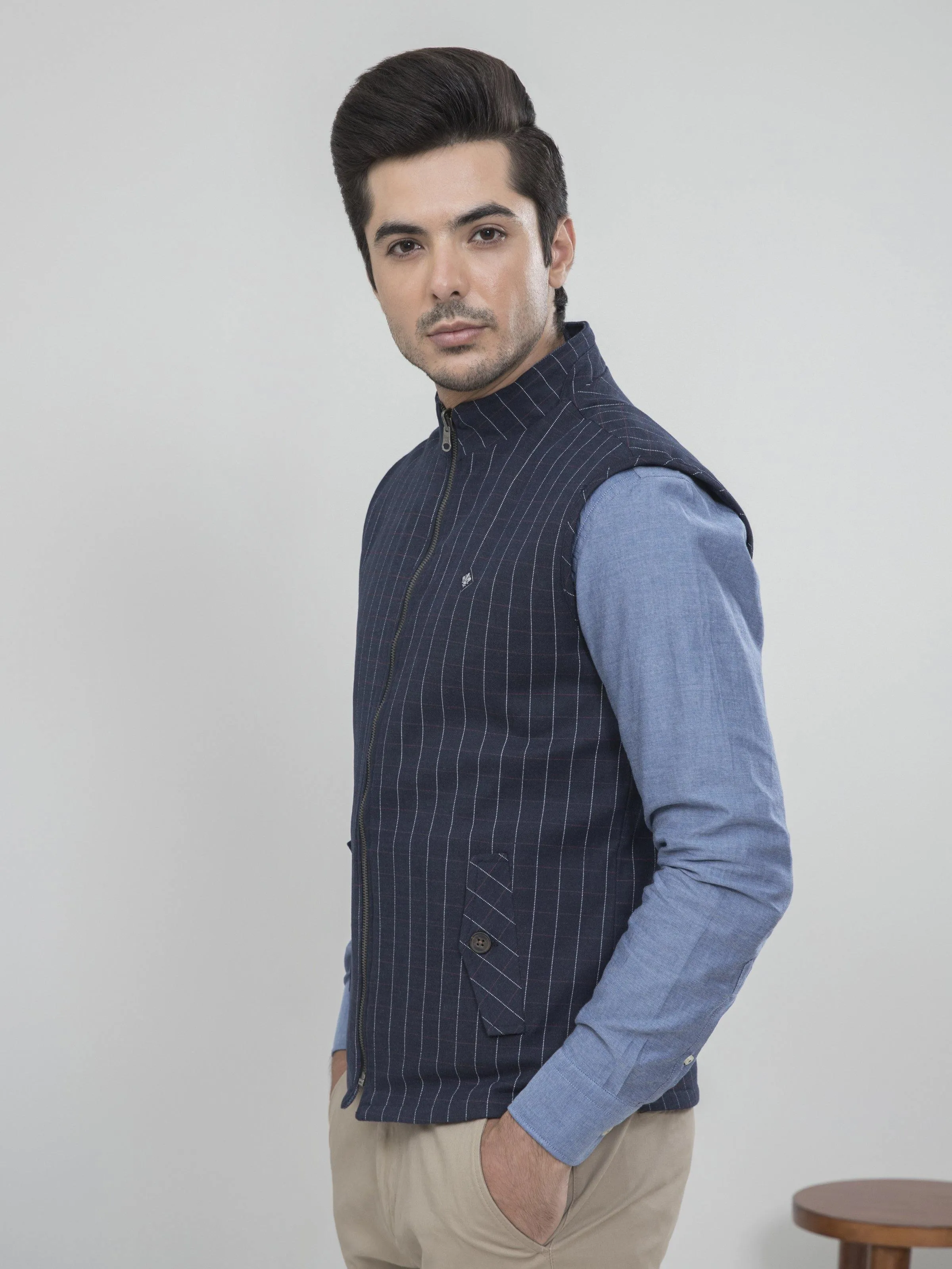 REVERSIBLE SLEEVELESS  JACKET NAVY